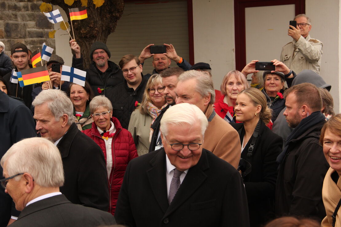 Frank-Walter Steinmeier Begrüßung der Zuschauer